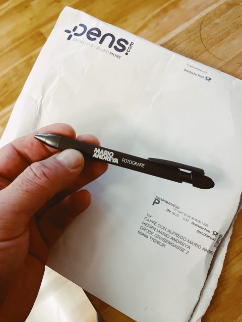 Wenn der Empfänger nicht zum Logo passt