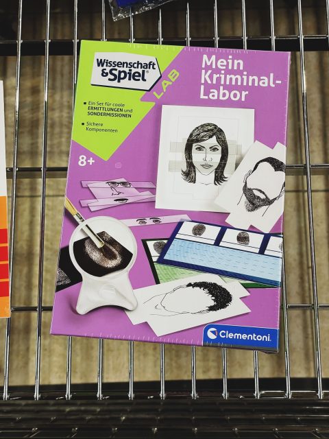 Bitte senden sie die Daten nach Langley an die Zentrale